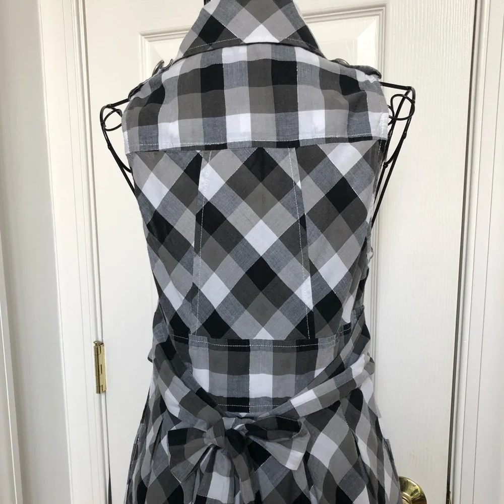 GUESS Los Angeles black grey & white buttoned up sleeveless Dress Medium - Picture 6 of 8